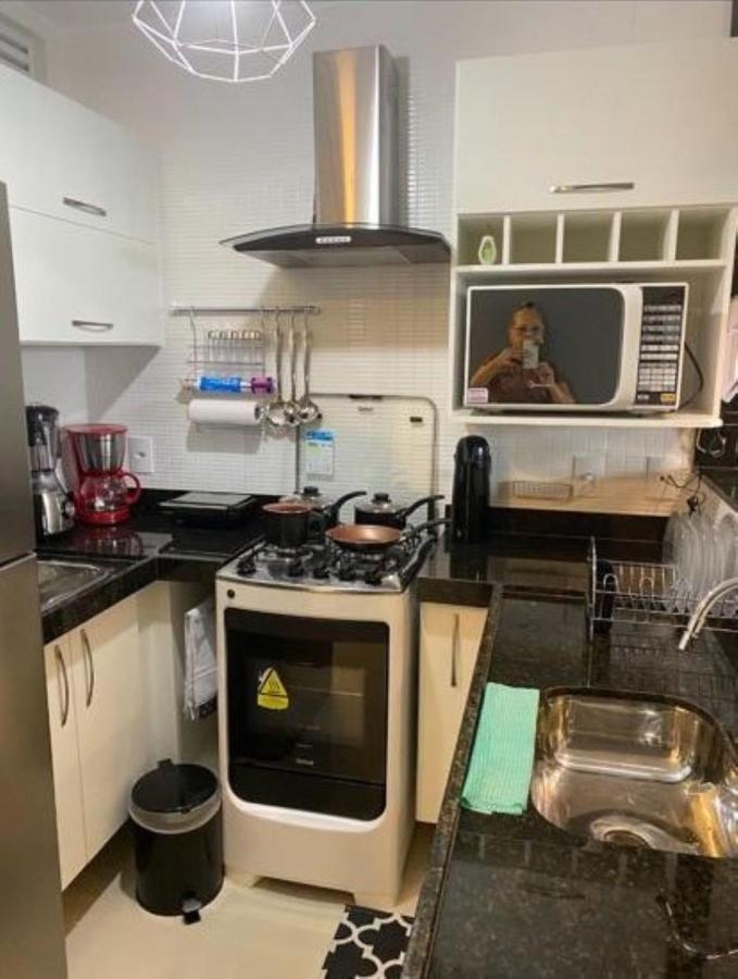 Apartamento No Golden Lake - Pe Na Areia, Agua De Coco E Cervejinha Арраял-ду-Кабу Экстерьер фото
