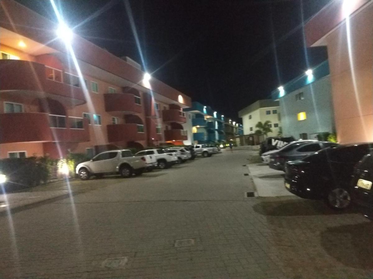Apartamento No Golden Lake - Pe Na Areia, Agua De Coco E Cervejinha Арраял-ду-Кабу Экстерьер фото